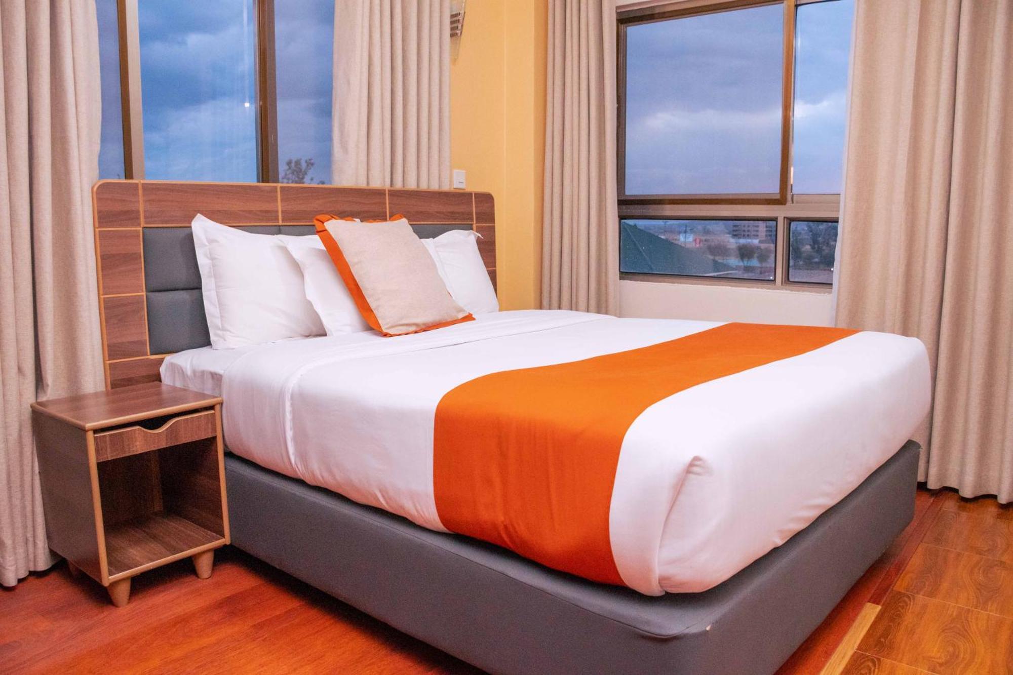Buraha Zenoni Hotel And Resort Nakuru Dış mekan fotoğraf