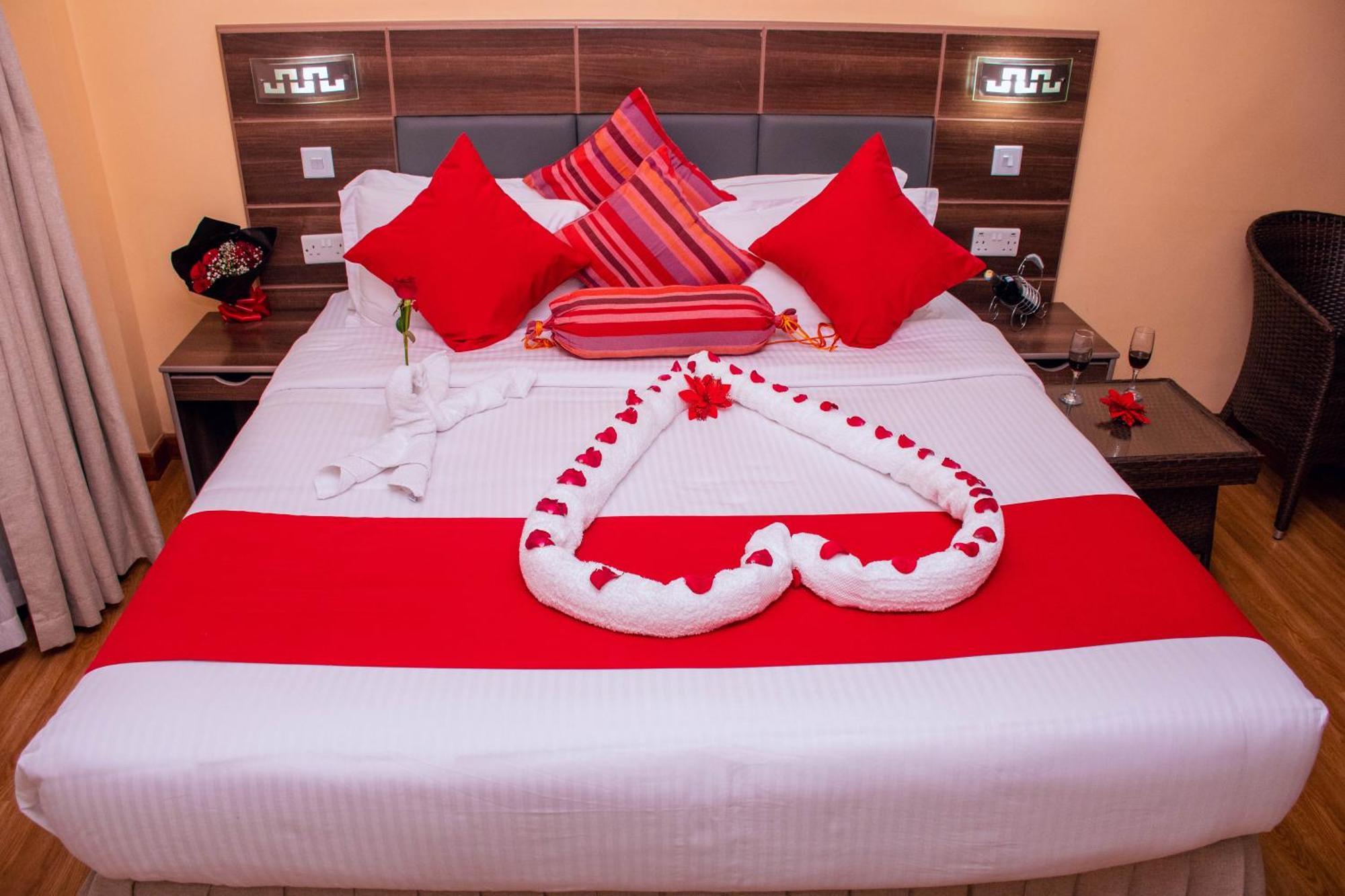Buraha Zenoni Hotel And Resort Nakuru Dış mekan fotoğraf