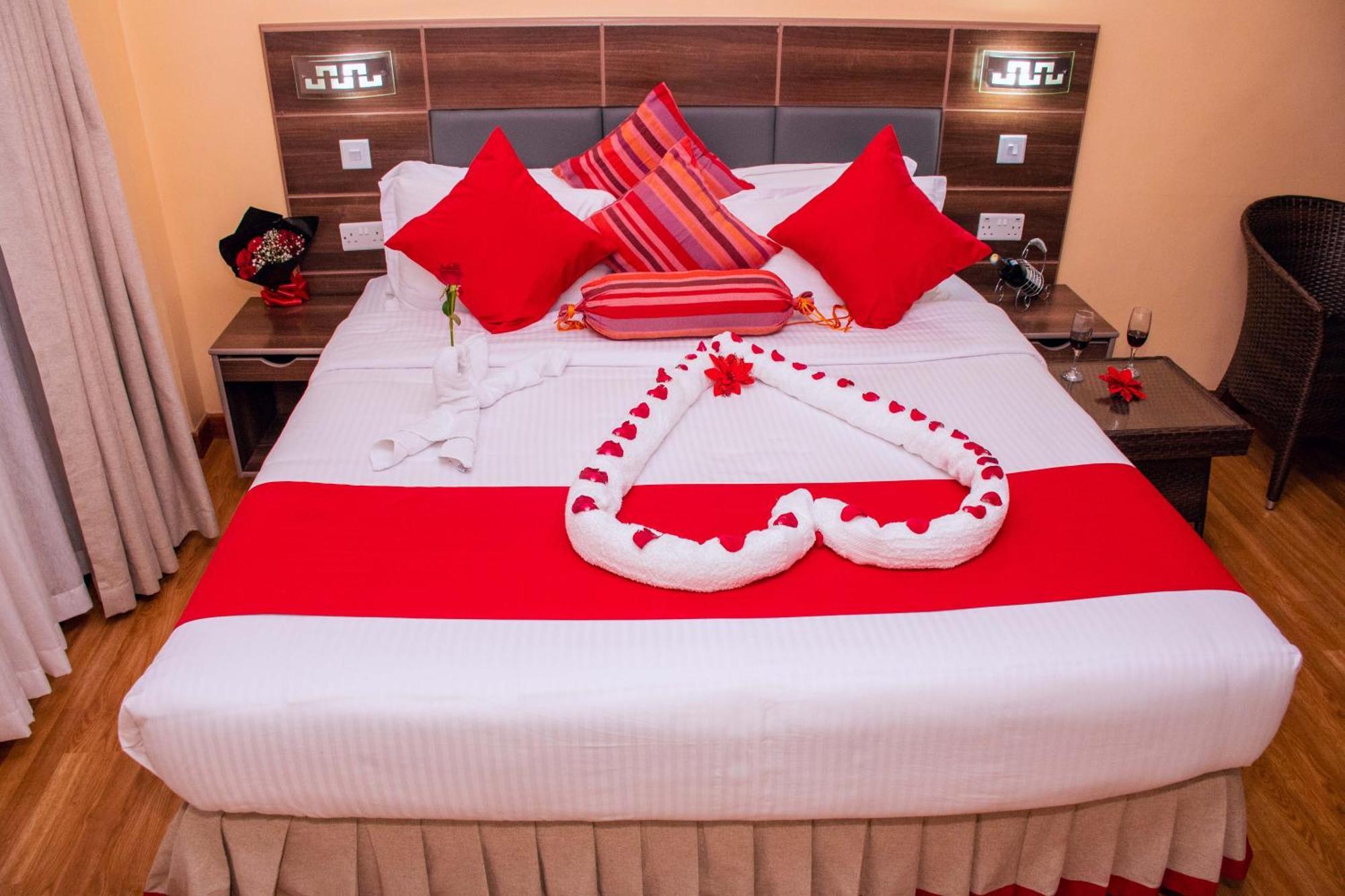 Buraha Zenoni Hotel And Resort Nakuru Dış mekan fotoğraf