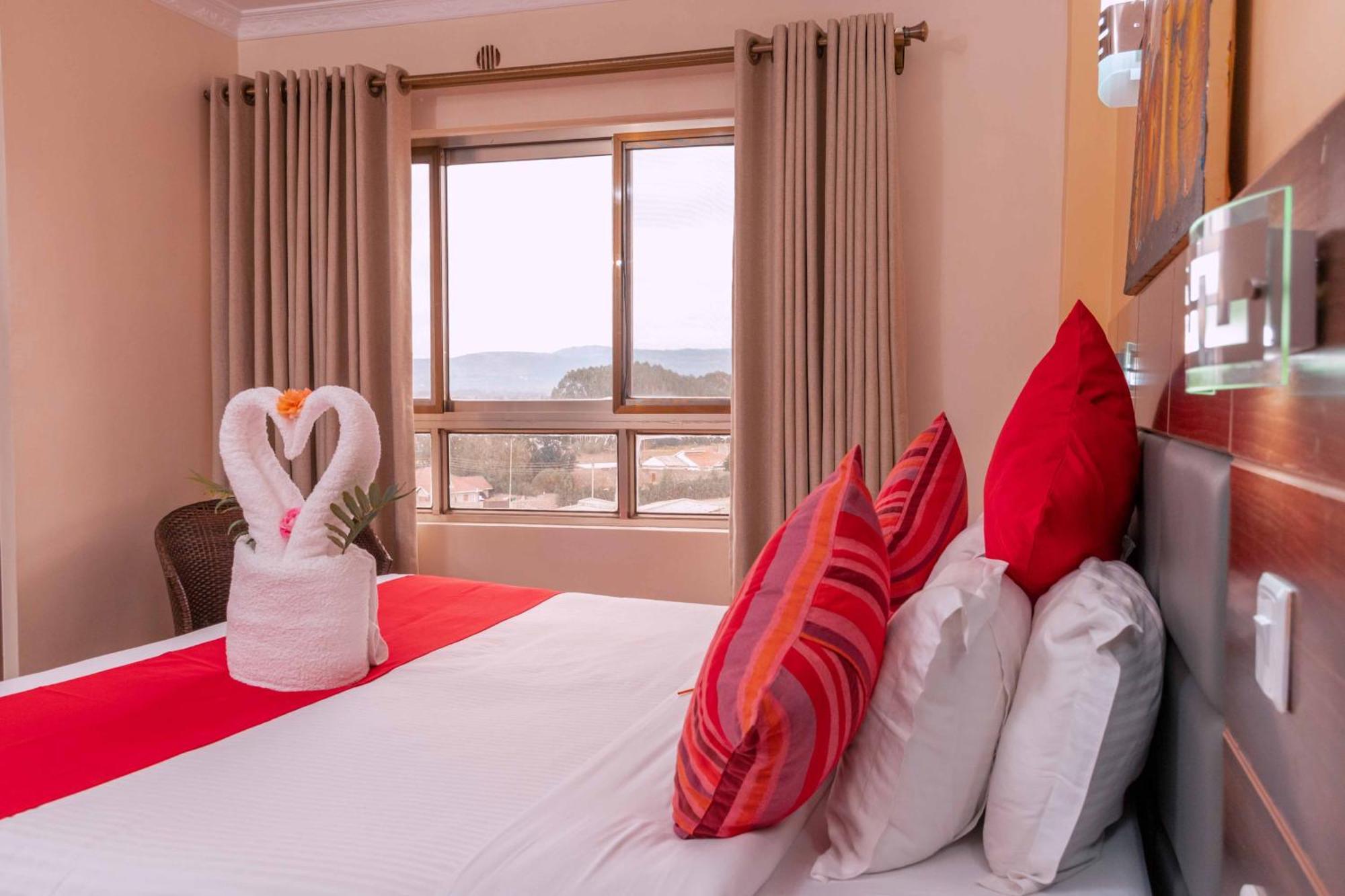 Buraha Zenoni Hotel And Resort Nakuru Dış mekan fotoğraf