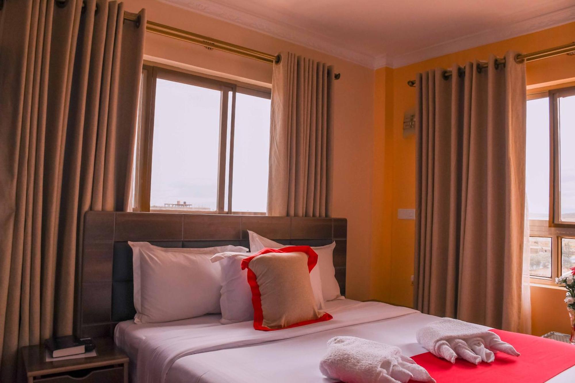 Buraha Zenoni Hotel And Resort Nakuru Dış mekan fotoğraf