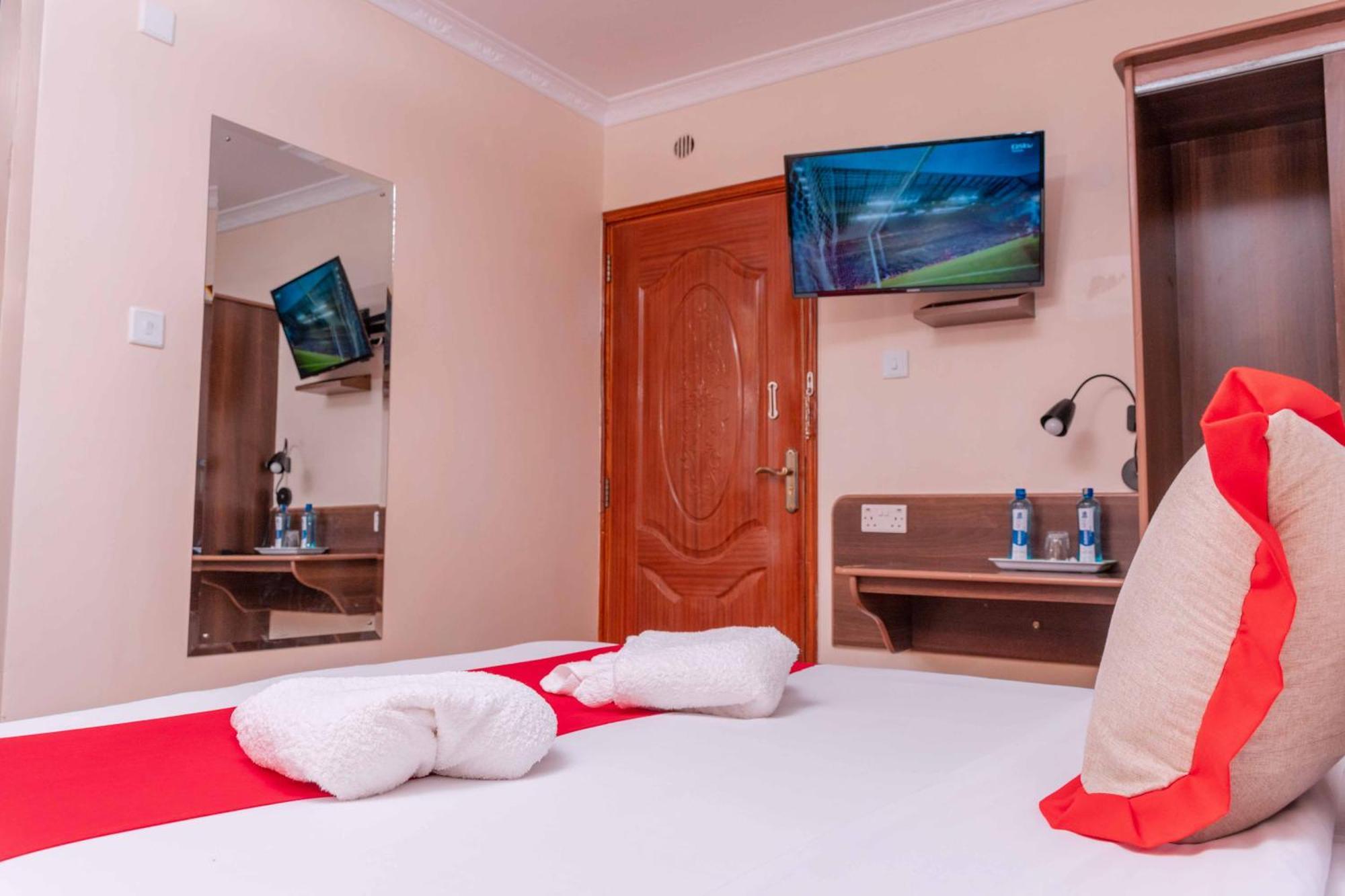 Buraha Zenoni Hotel And Resort Nakuru Dış mekan fotoğraf