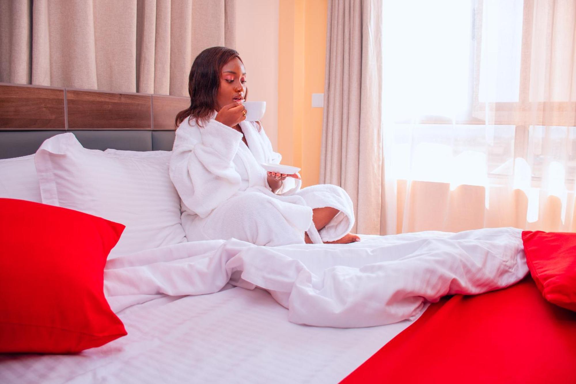 Buraha Zenoni Hotel And Resort Nakuru Dış mekan fotoğraf